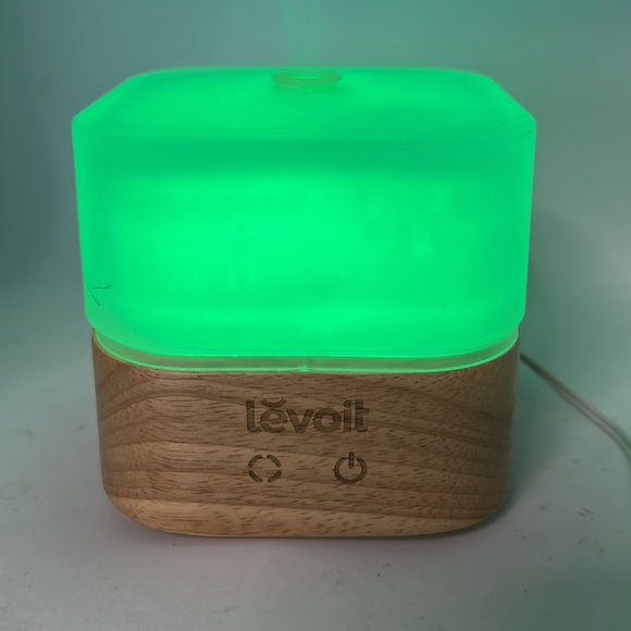 Levoit Ultrasonic Essential Oil Diffuser Aromatherapy EO Mist Vapor - Picture 7 of 10